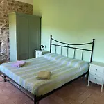 Mini Nonna Nella Lägenhet Barbarasco