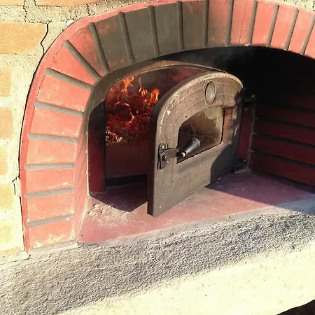 Mini Nonna Nella Lägenhet Barbarasco